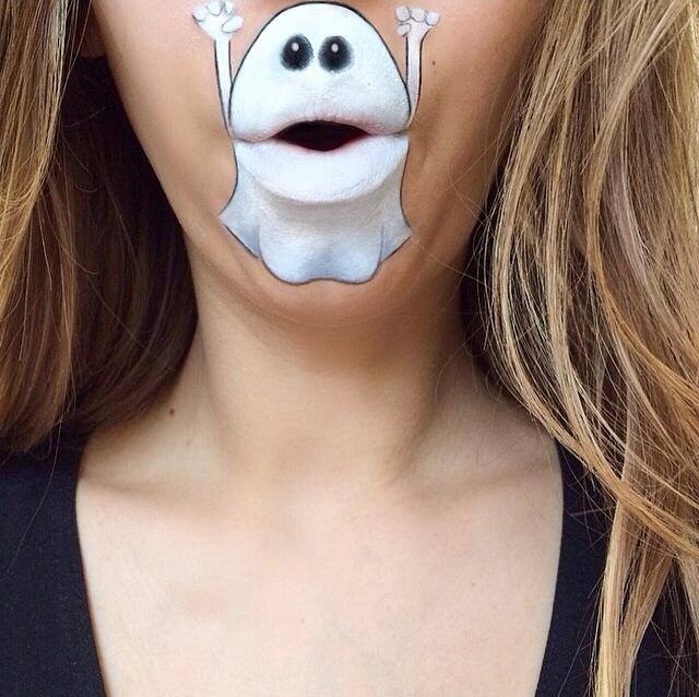 Makeup artist laura jenkinson turns her lips into disney inspired art Makeup artist laura jenkinson turns her lips into disney inspired art