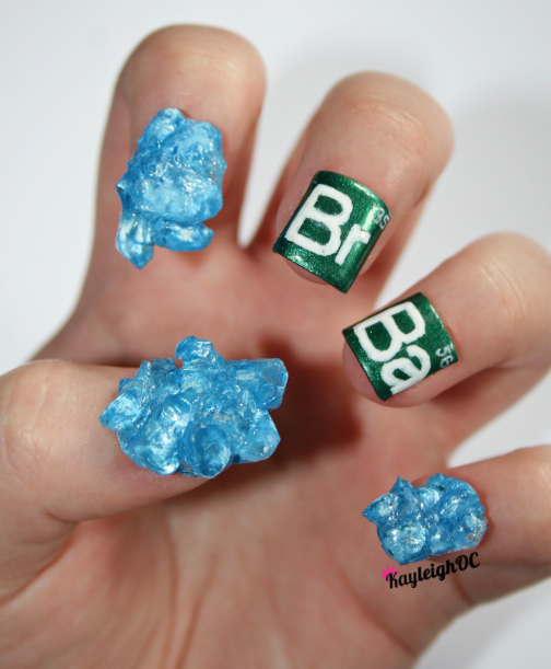 39 Ultra-Geeky Nails