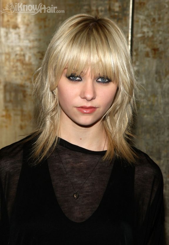 Taylor Momsen Hair